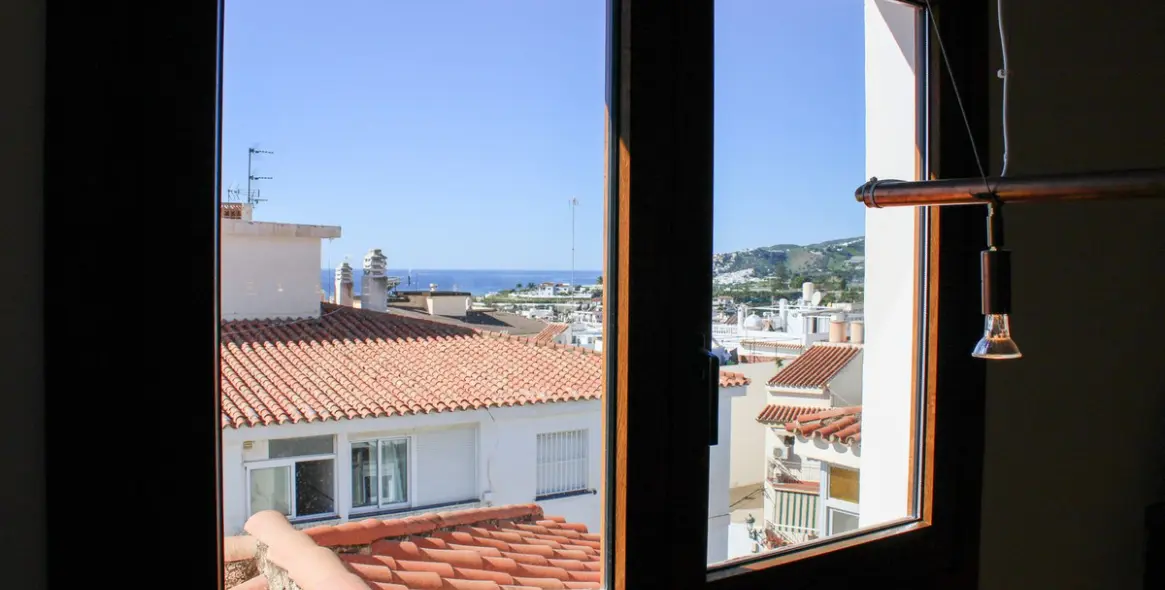Venta de ático en Nerja 10
