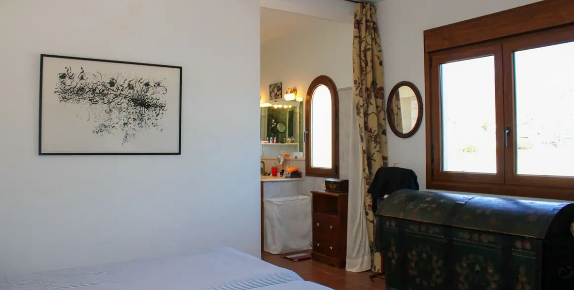 Sale of penthouse in Nerja 32