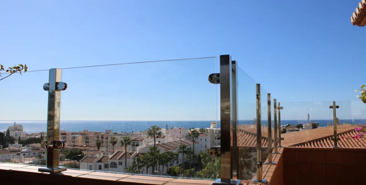 Sale of penthouse in Nerja 47