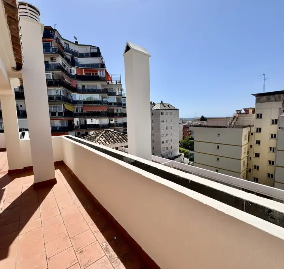 Sale of penthouse in Marbella