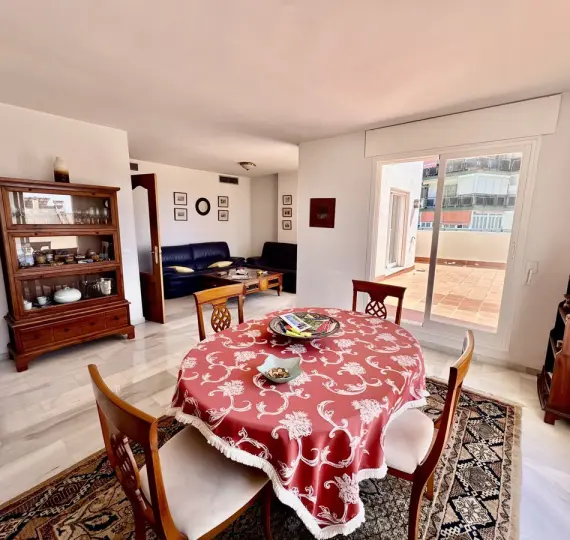 Sale of penthouse in Marbella