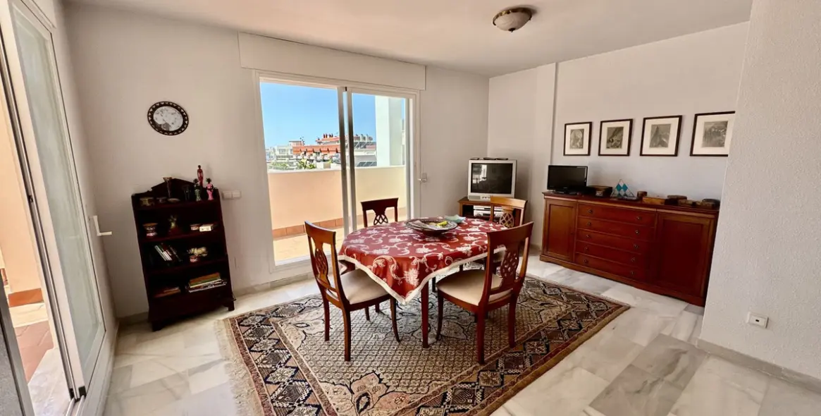 Sale of penthouse in Marbella 8