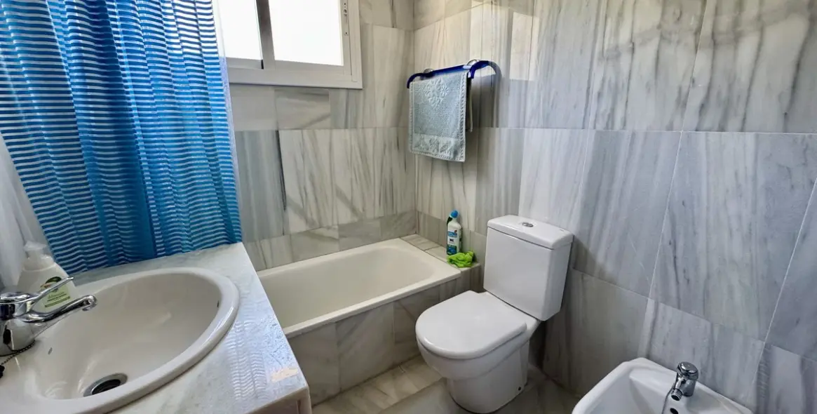 Sale of penthouse in Marbella 13