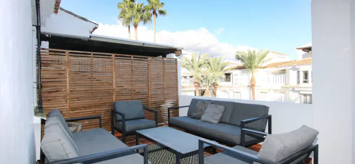 Sale of penthouse duplex in Nueva Andalucía 4