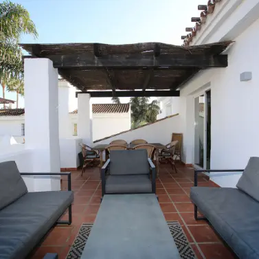 Sale of penthouse duplex in Nueva Andalucía