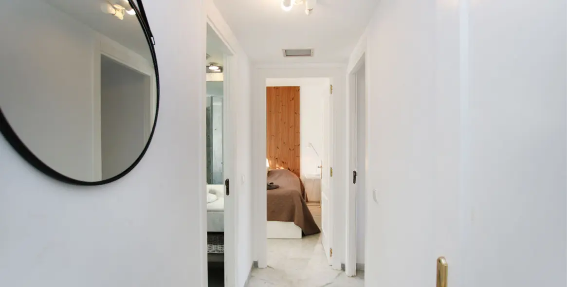 Sale of penthouse duplex in Nueva Andalucía 12