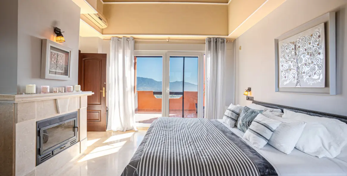 Sale of penthouse duplex in Marbella 4