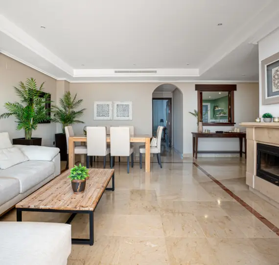 Sale of penthouse duplex in Marbella