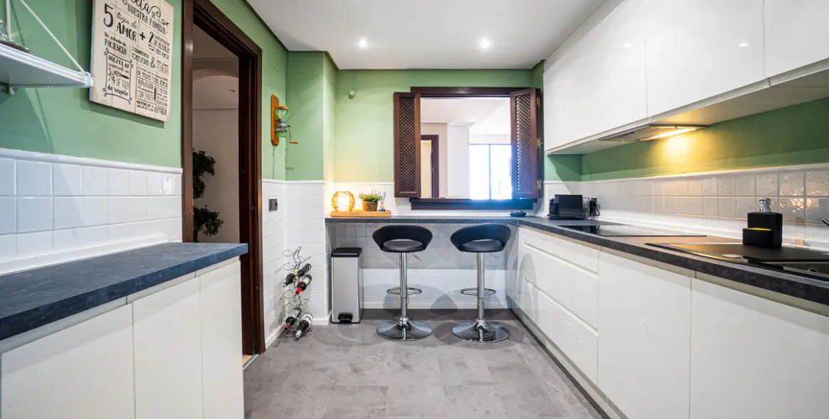 Sale of penthouse duplex in Marbella 16