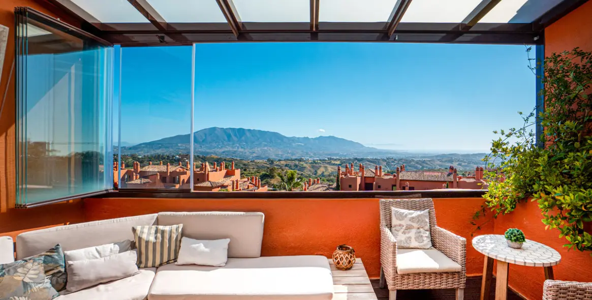 Sale of penthouse duplex in Marbella 19