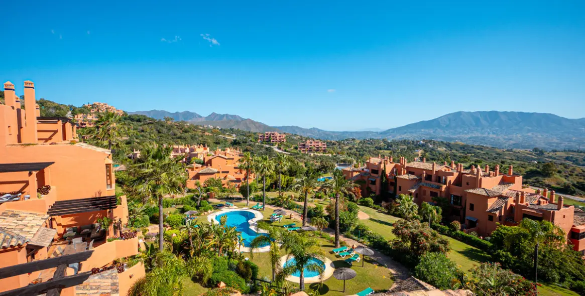 Sale of penthouse duplex in Marbella 20