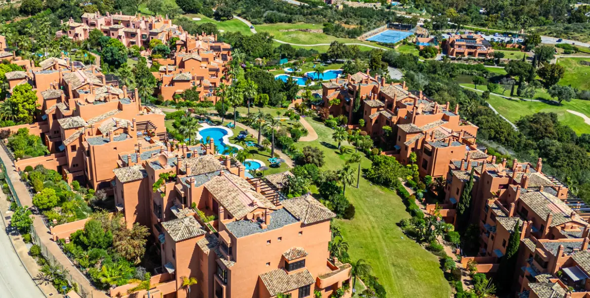 Продажа двухуровневого пентхауса в Marbella 29