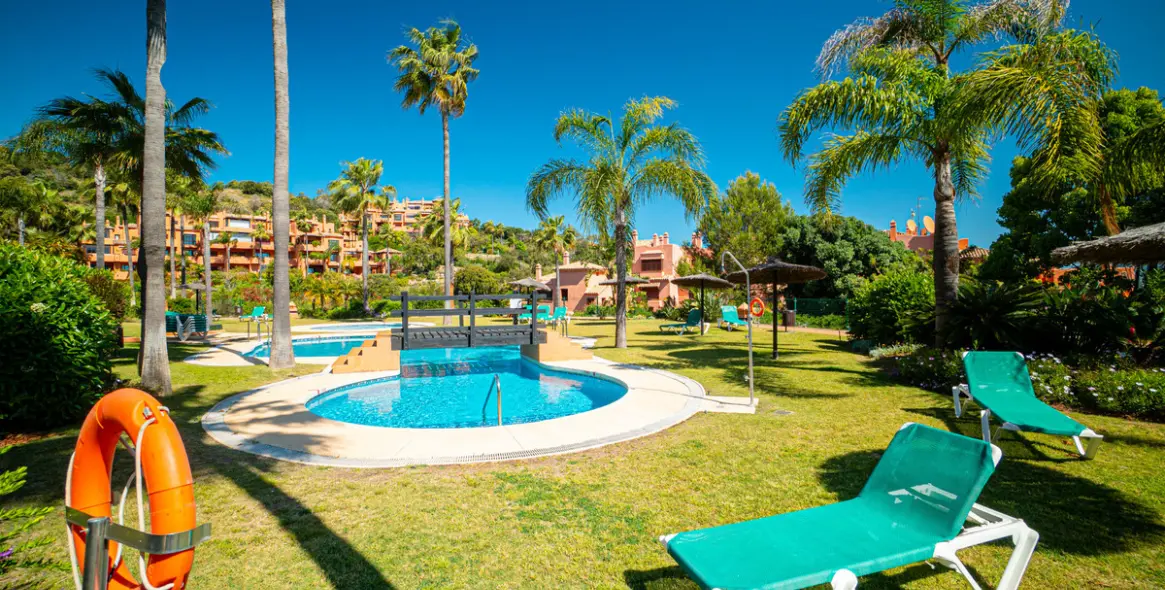 Продажа двухуровневого пентхауса в Marbella 40