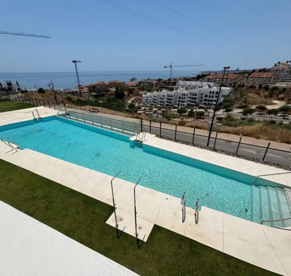 Продажа апартаментов на среднем этаже в Fuengirola