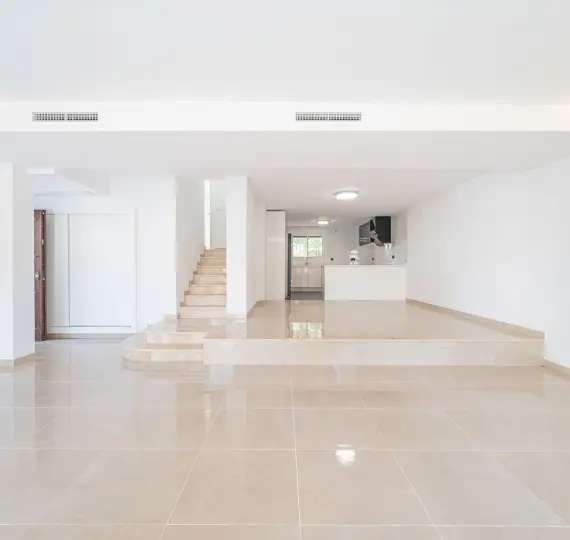 Sale of townhouse in Nueva Andalucía