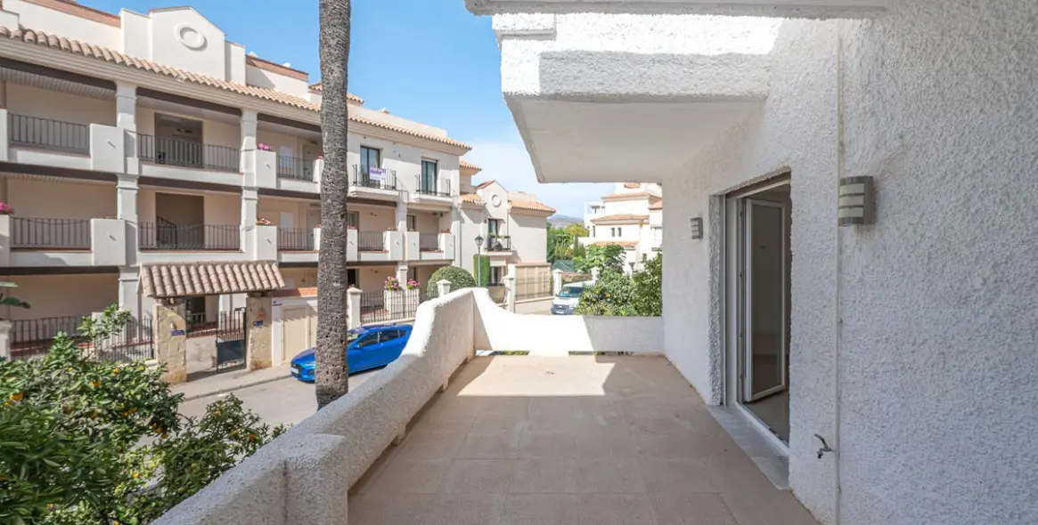 Продажа таунхауса в Nueva Andalucía 14