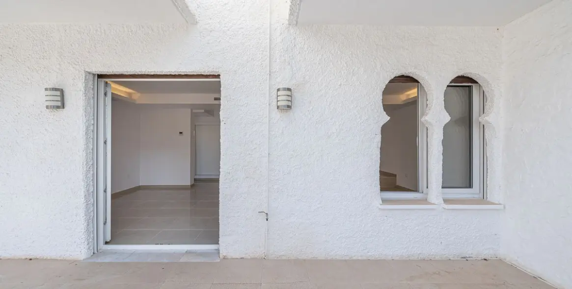 Продажа таунхауса в Nueva Andalucía 15