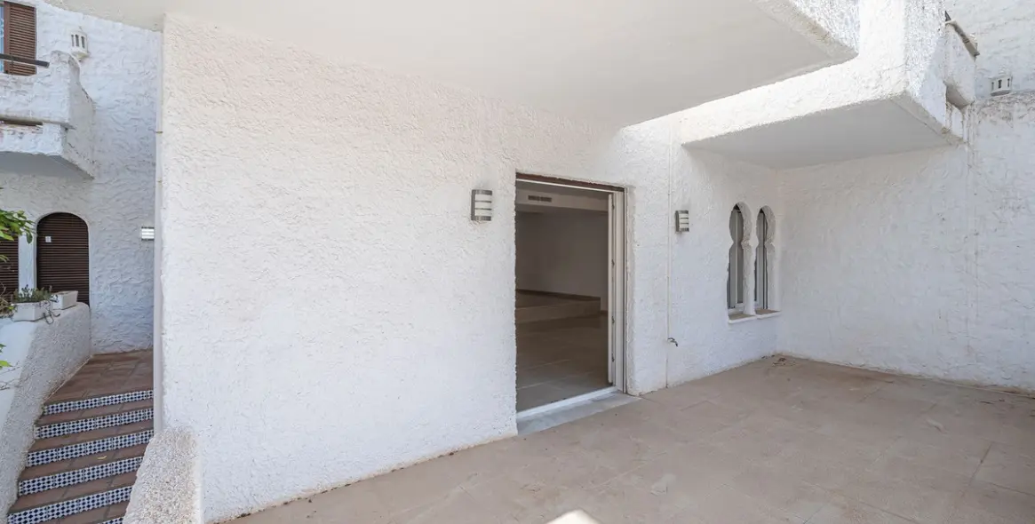 Продажа таунхауса в Nueva Andalucía 16