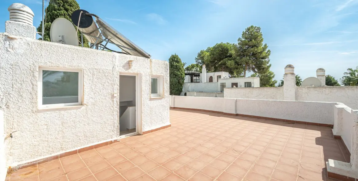 Продажа таунхауса в Nueva Andalucía 31