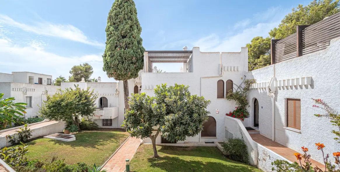 Продажа таунхауса в Nueva Andalucía 34