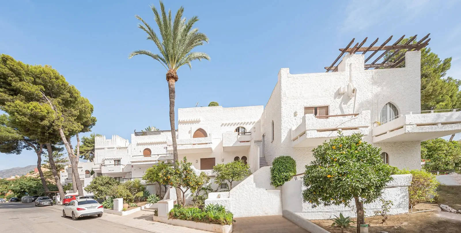 Sale of townhouse in Nueva Andalucía 2