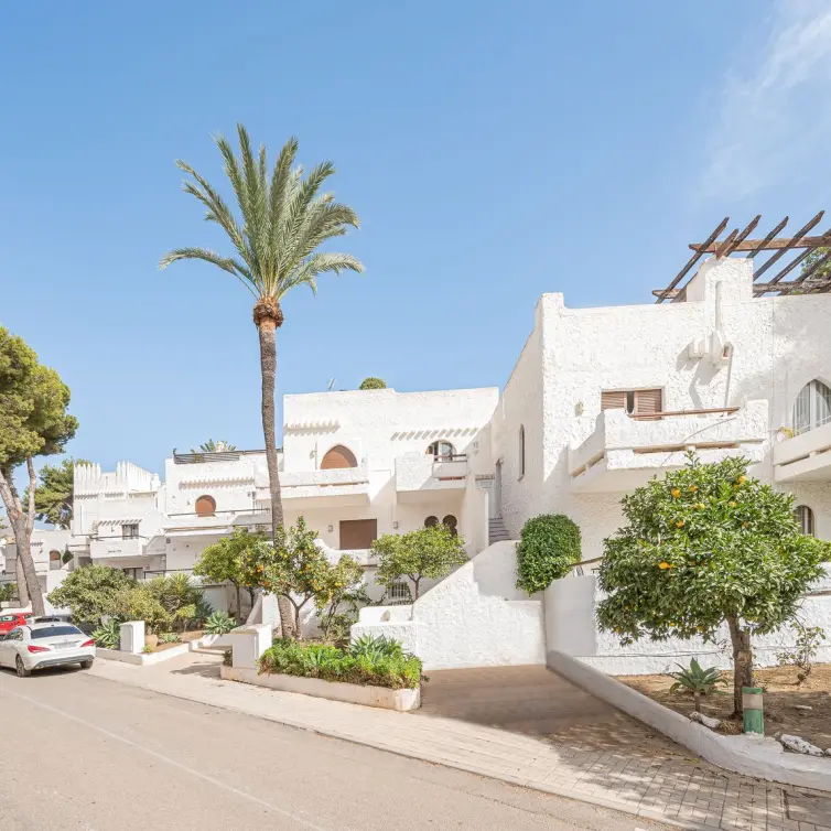 Продажа таунхауса в Nueva Andalucía