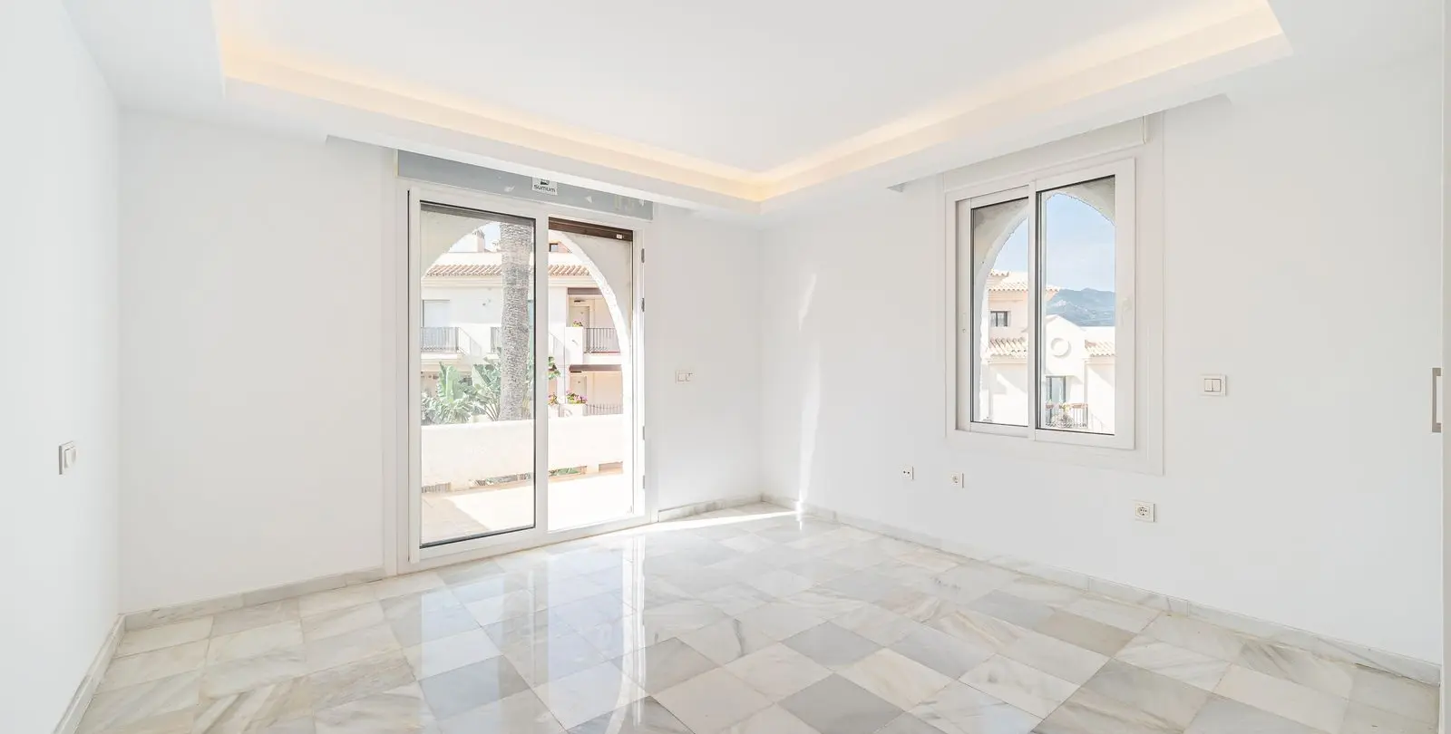 Sale of townhouse in Nueva Andalucía 21