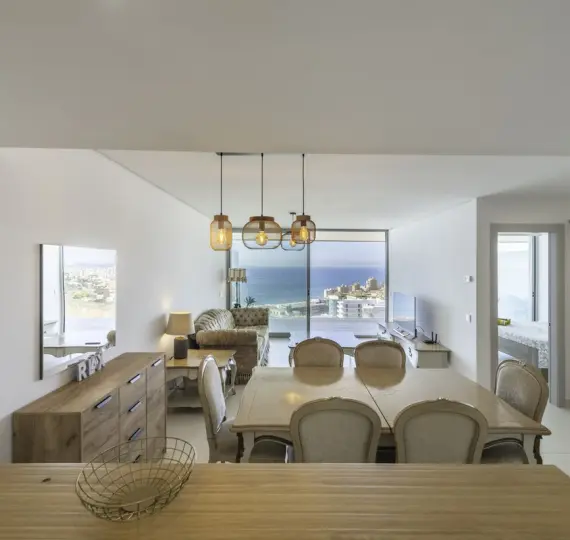 Продажа апартаментов на среднем этаже в Higueron