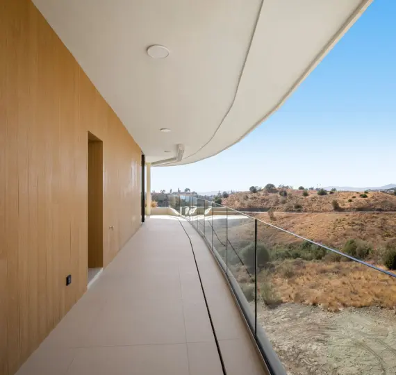 Продажа апартаментов на среднем этаже в Fuengirola