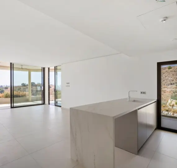 Продажа апартаментов на среднем этаже в Fuengirola