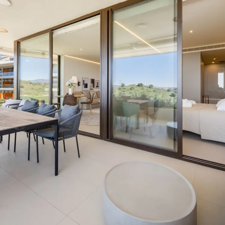 Sale of middle floor apartment in Fuengirola