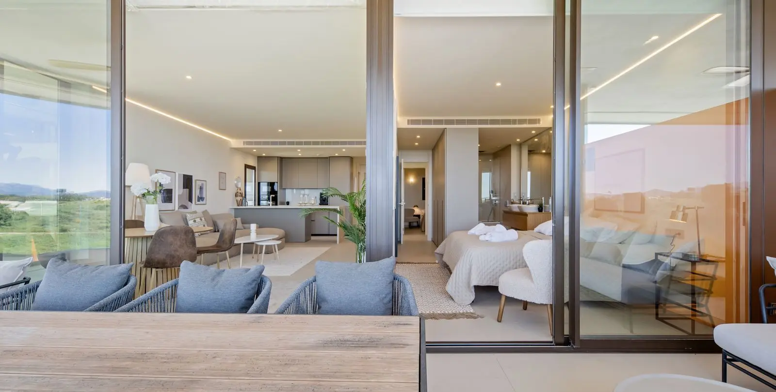 Sale of middle floor apartment in Fuengirola 10