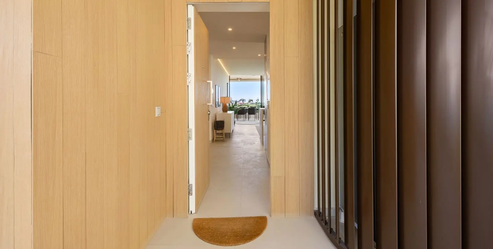 Sale of middle floor apartment in Fuengirola 33