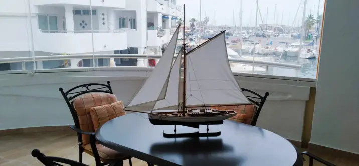 Продажа апартаментов на среднем этаже в Benalmadena Costa 2