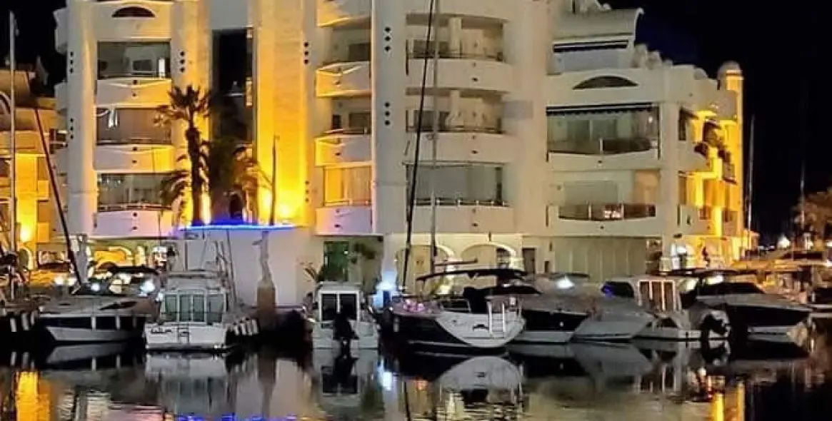 Продажа апартаментов на среднем этаже в Benalmadena Costa 19