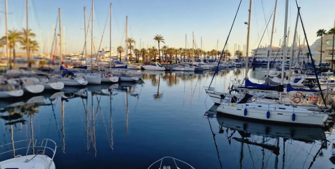 Продажа апартаментов на среднем этаже в Benalmadena Costa 20