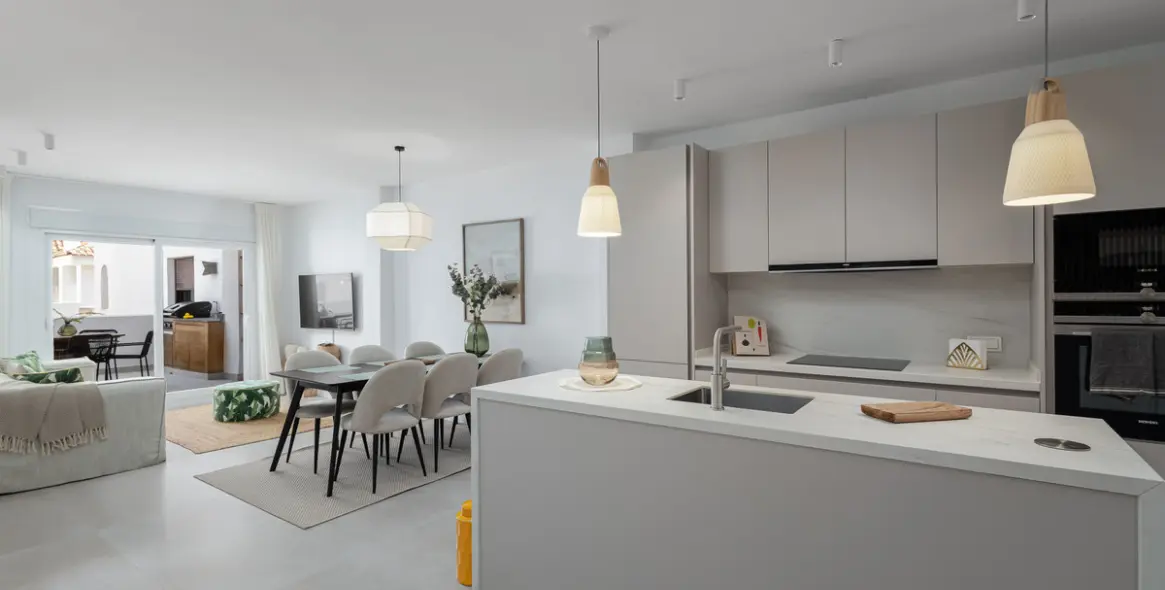 Short-term rent of middle floor apartment in Nueva Andalucía 1