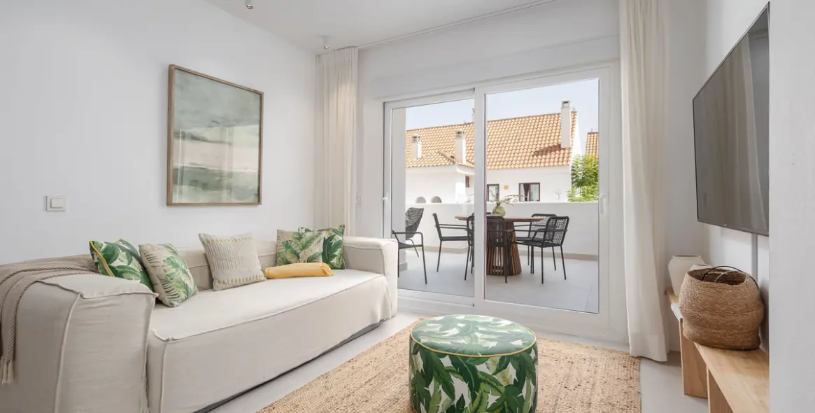 Short-term rent of middle floor apartment in Nueva Andalucía 3