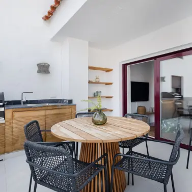 Short-term rent of middle floor apartment in Nueva Andalucía