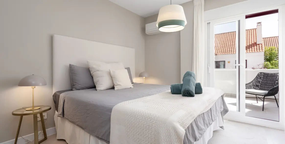 Short-term rent of middle floor apartment in Nueva Andalucía 18