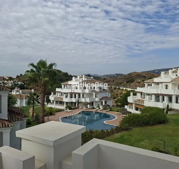 Продажа апартаментов на среднем этаже в Aloha