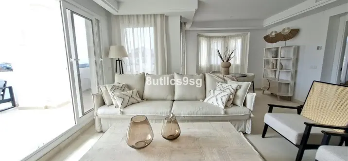 Продажа апартаментов на среднем этаже в Aloha 4