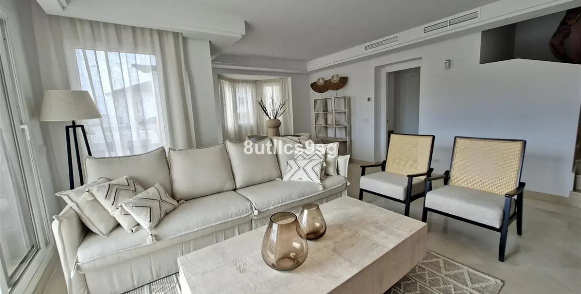 Продажа апартаментов на среднем этаже в Aloha 6