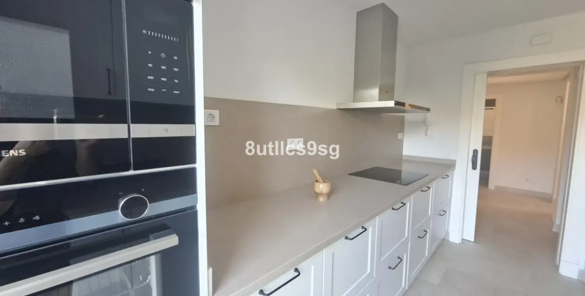 Продажа апартаментов на среднем этаже в Aloha 20