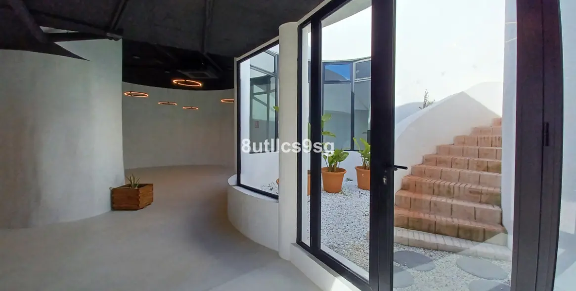 Sale of middle floor apartment in Aloha 36