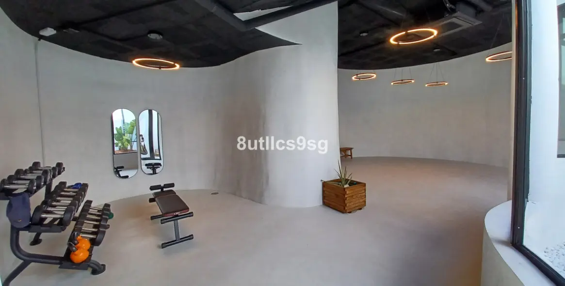 Sale of middle floor apartment in Aloha 40