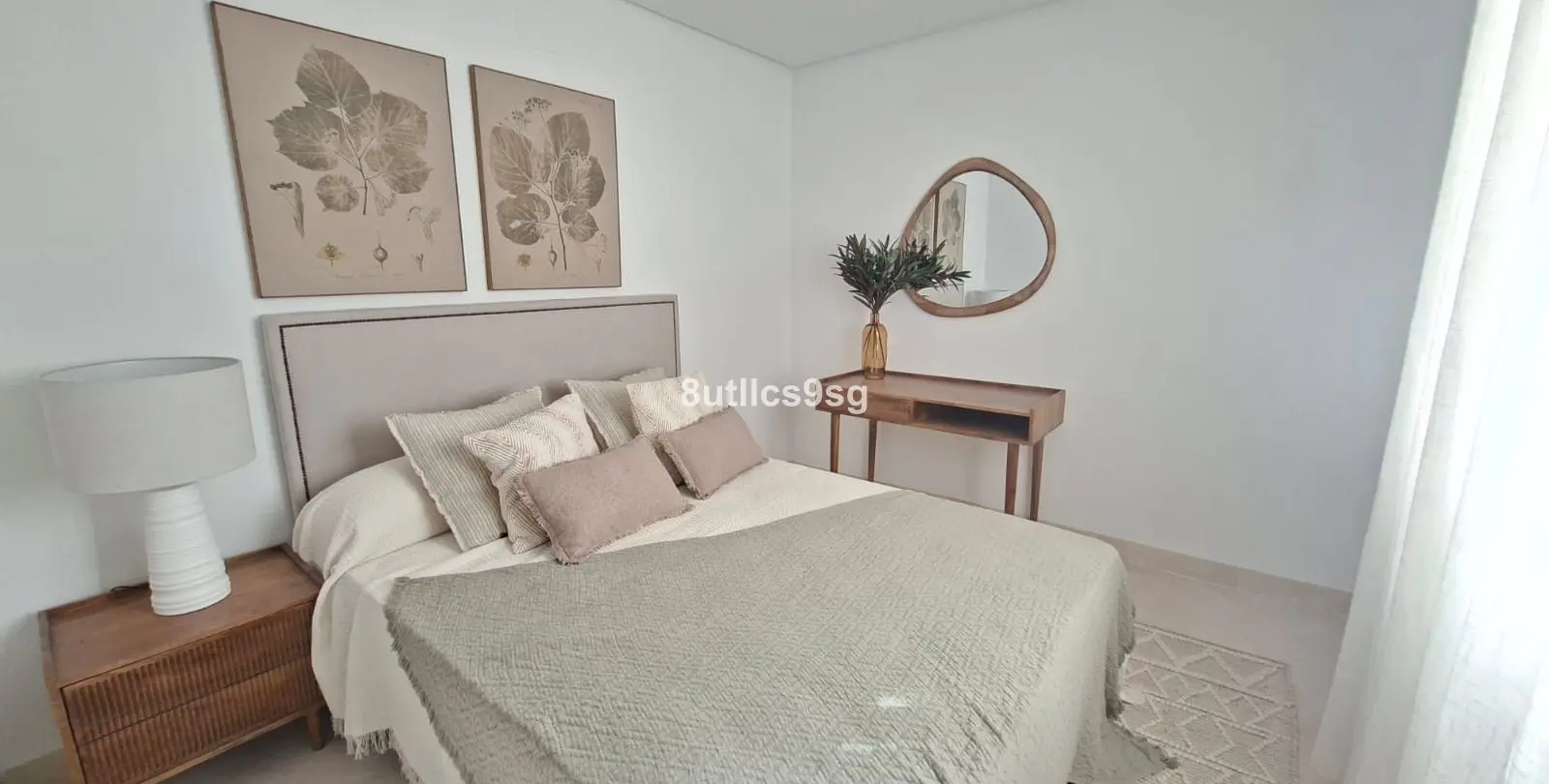 Sale of middle floor apartment in Aloha 31