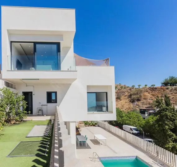 Sale of detached villa in Chilches