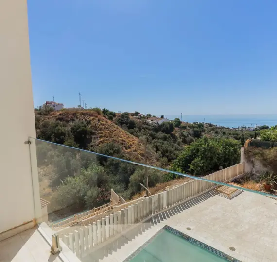 Sale of detached villa in Chilches