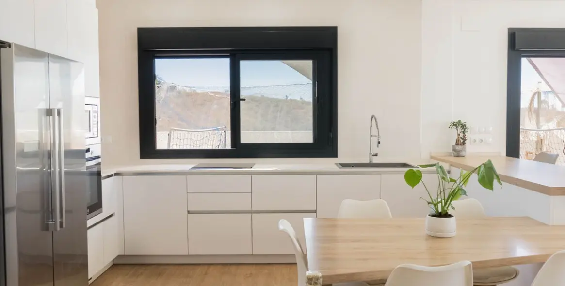 Sale of detached villa in Chilches 9